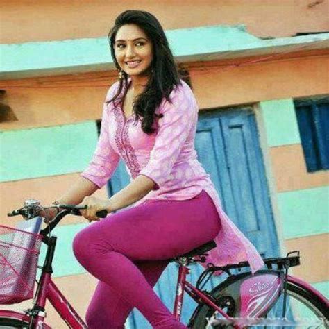 Punjabi Girl Hot Riding On Cycle In Tight Pant And Qameez