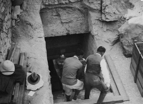tourism cursed tomb  tutankhamun  archaeology news network