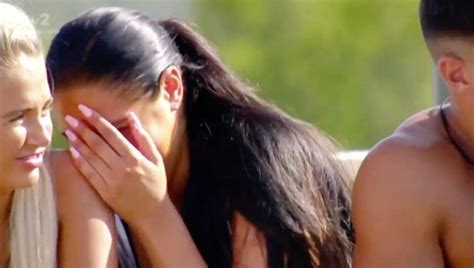 love island s molly mae fuming as belle throws water in her face in vicious spat mirror online