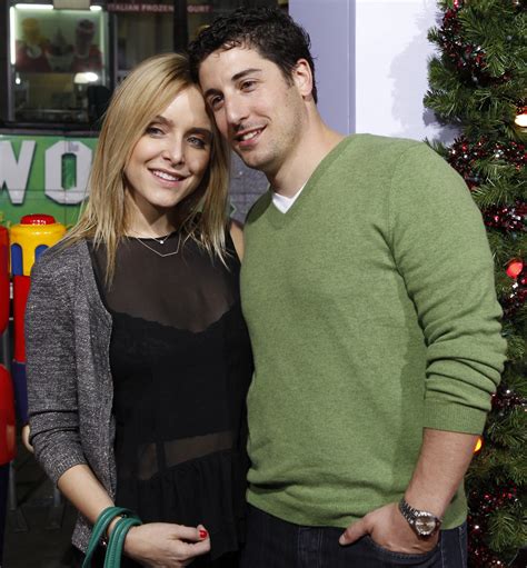 Jason Biggs And Jenny Mollen Welcome Son Sid Post Pictures And Videos