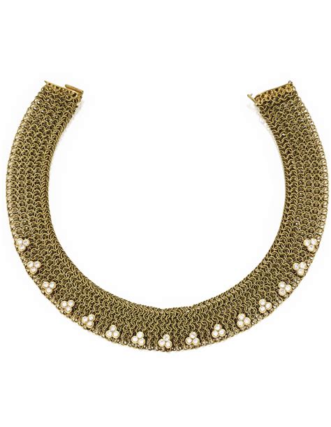 109 18 karat gold and diamond necklace rené boivin