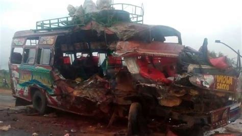 people killed  grisly accident  mombasa nairobi highway  standard