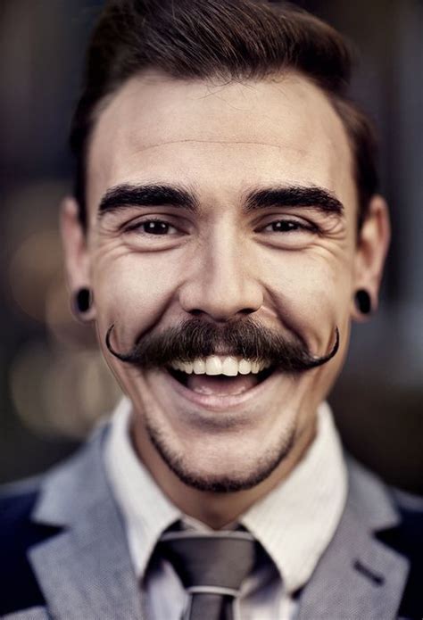 handlebar mustache styles  trends beard style