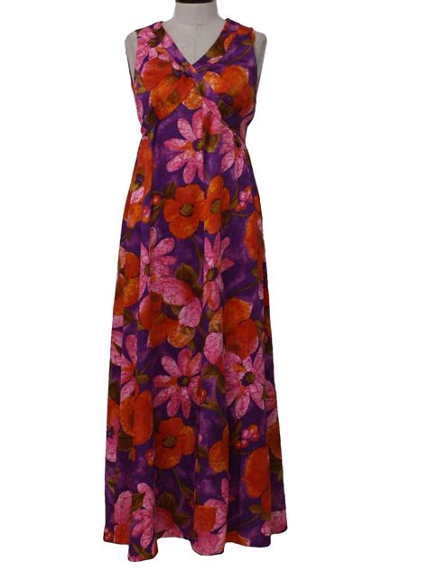 seventies vintage hawaiian dress 70s no label womens purple silky