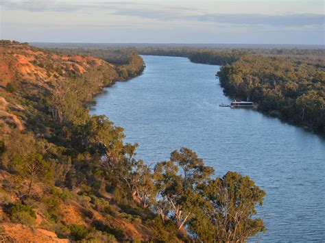 murray river escapes murray river trails houseboat holidays