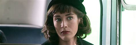 Masters Of Sex Interview Lizzy Caplan Talks Real Life