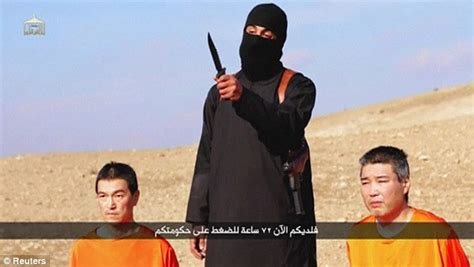 japanese journalist tsuneoka offers to help save isis hostages daily mail online