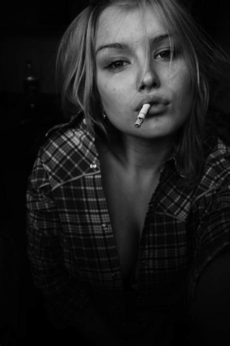 smoking teen hot girl sweet naked images