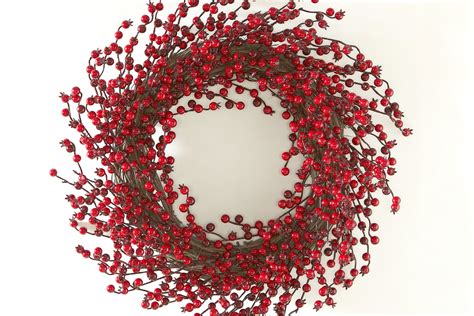 beautiful holiday wreaths   home style living