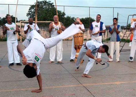 capoeira novo livro de mathias assunção portal capoeira