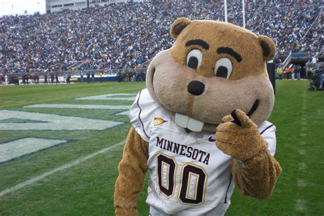 2009 Psu V Minnesota Goldie The Gopher Stayed Warm On That Cold Snow