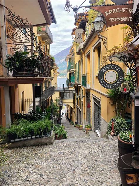towns  lake como italy      stay cool places  visit places