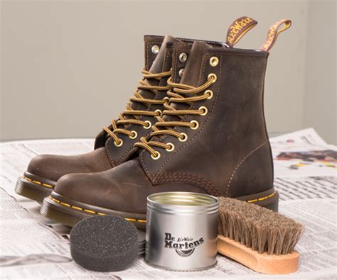 care  leather boots  dr martens  balsam   box