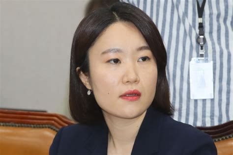이소영 의원 “두달간 뭐했냐”…대정부질문 중 통합당·주호영 공격 서울신문