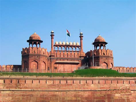 amazing world facts red fort  delhi india