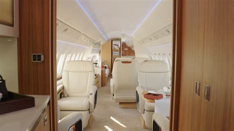 spotlight   dassault falcon  cabin business jet traveler