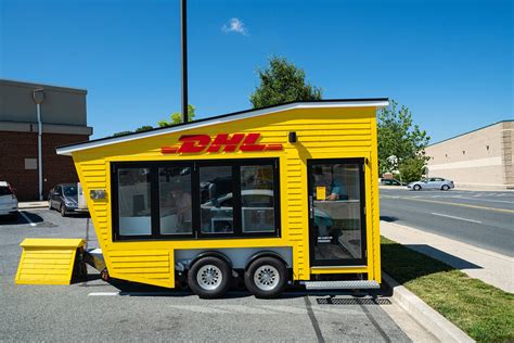 dhl   excited  open     kind mobile