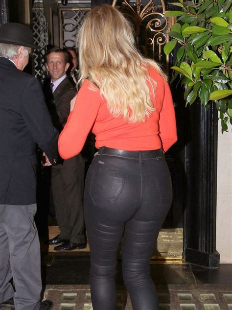 Carol Vorderman Flaunts Perky Bottom Tight Leather Trousers Celebrity