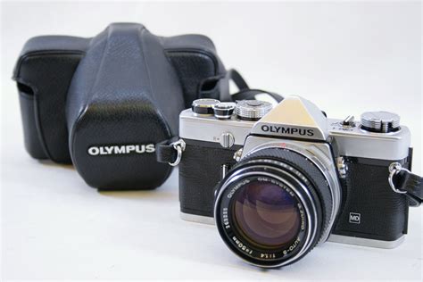 olympus om  mm slr film camera  auto  mm  prime lens ebay