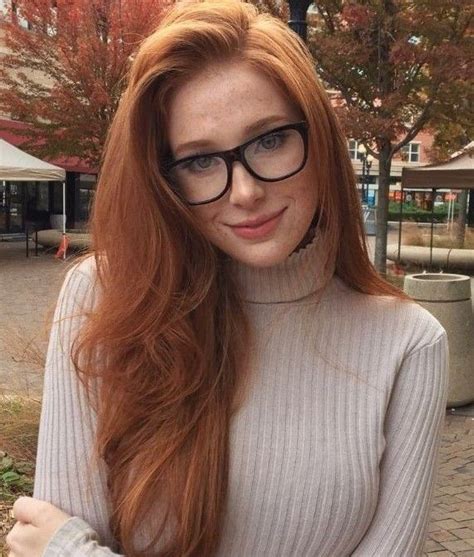 pin on ♦¶babes and glasses¶♦