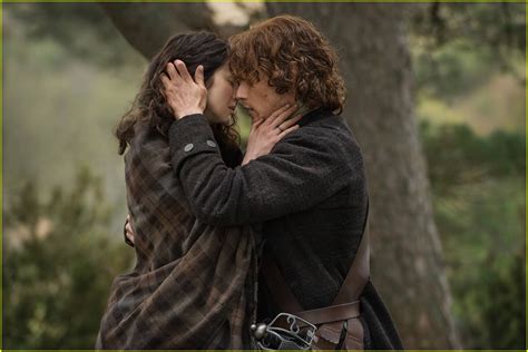 outlander s caitriona balfe teases sexy jamie and claire scenes photo