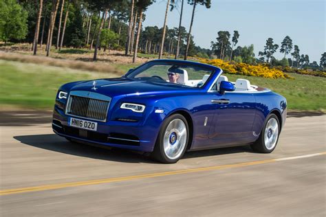 rolls royce dawn  uk review pictures auto express
