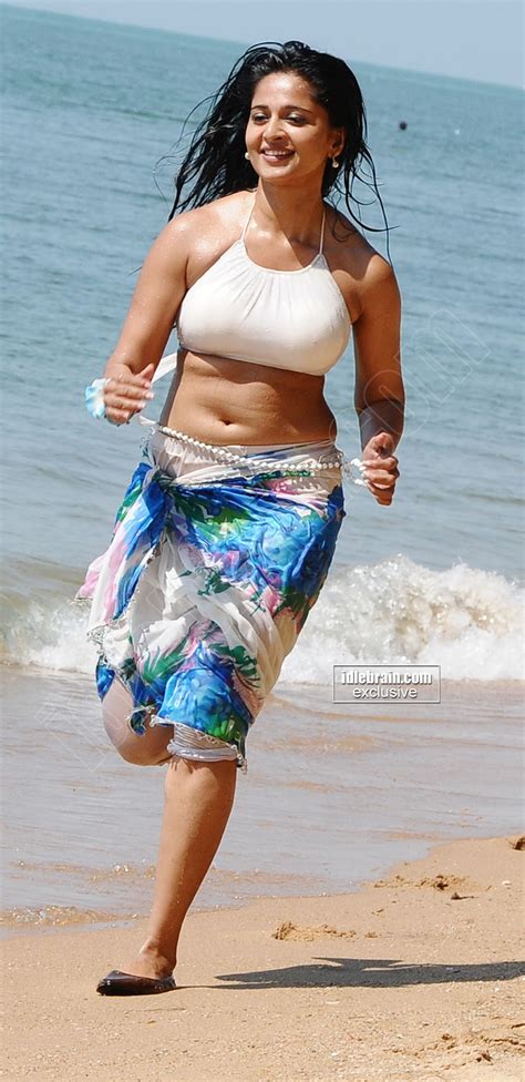indian hot actress actress anushka shetty hot wet navel