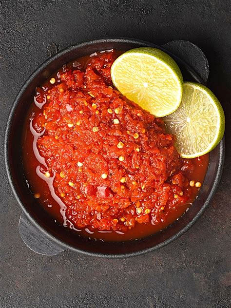 sambal oelek  guide   perfect chili paste spice  life