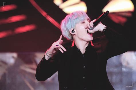 Pin By Yoongi Pics On Public Concert World Festival Concert Suga