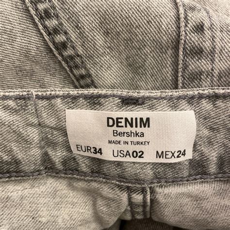 bershka womens jeans  frayed detail   depop