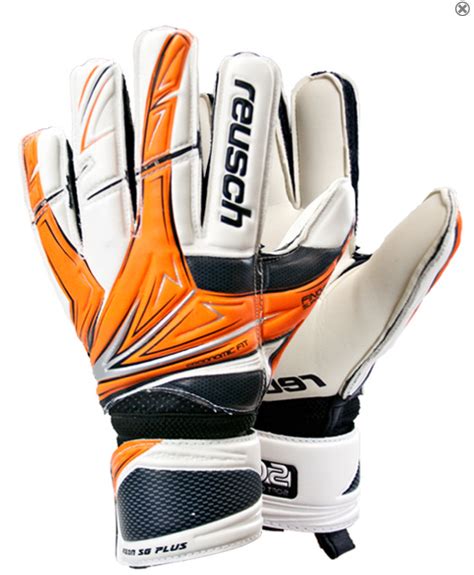 stats dad youth soccer selecting goalie gloves
