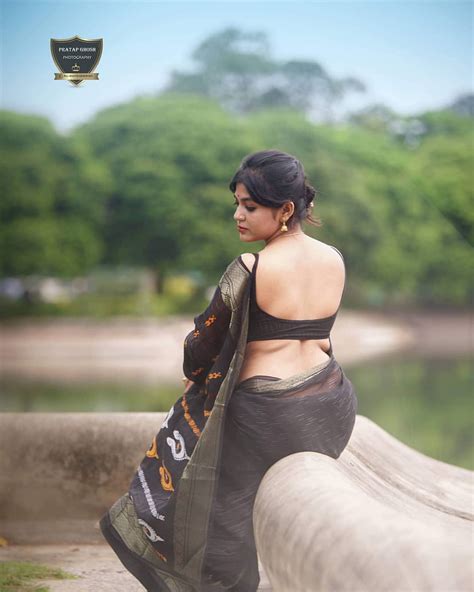 bengali model triyaa das hot latest sexy saree photos