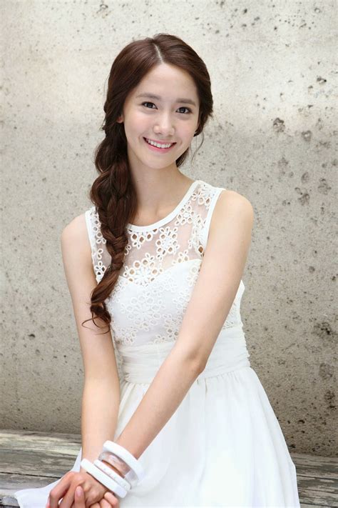 [pictures] 131023 Yoona For Alcon Taiwan Ciba Vision