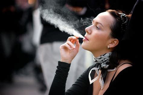 teens don t recognize the early symptoms of nicotine addiction