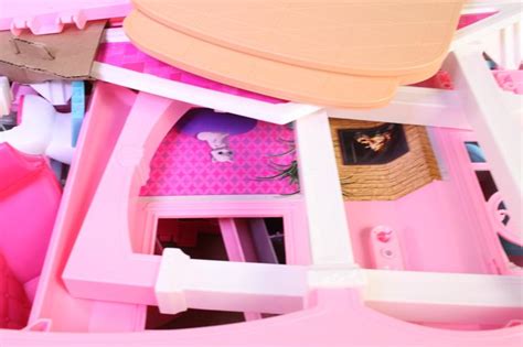 Barbie Dreamhouse Doll Playset 3 Stories Tall Garage