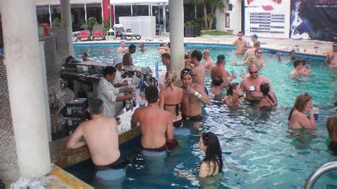 Swim Up Bar Picture Of Temptation Resort Spa Cancun Cancun Tripadvisor