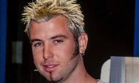 hair frosted tips   hit  siachen studios