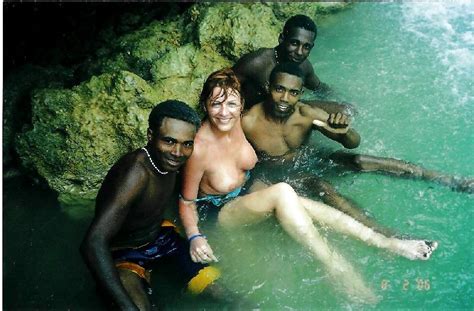 Interracial Sex Tropical Vacation For White Sluts 83 Pics Xhamster