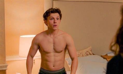 We Love Hot Guys Tom Holland Shirtless In Spider Man