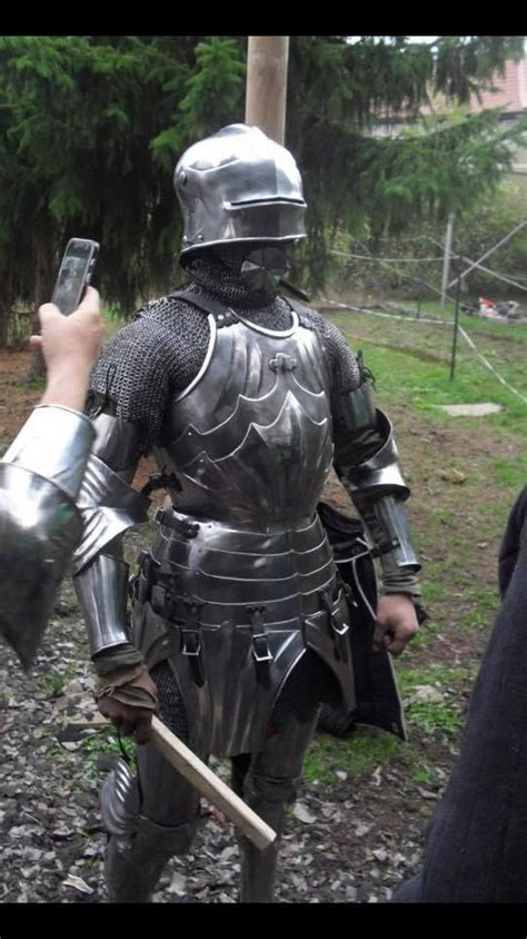 Can Armour Of Medieval Era Look Fantasy Ish And Cool While
