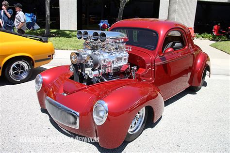 california sun hot rods muscle cars and more at the edelbrock car show