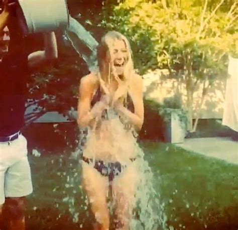Pop Minute Gwyneth Paltrow Bikini Ice Bucket Challenge