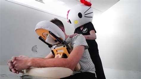 surprise massage with hello kitty 😂 youtube