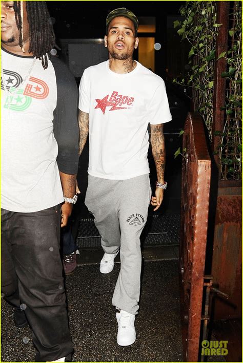 chris brown karrueche tran pick up photo 2732097 chris brown