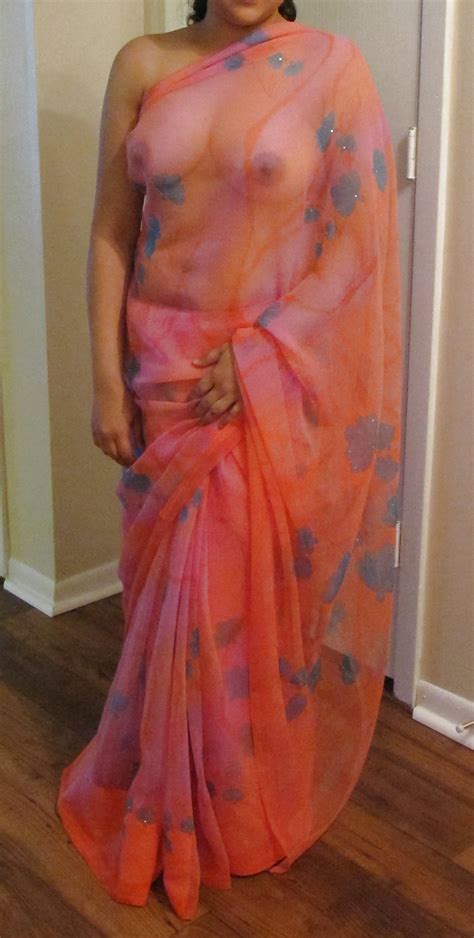 Sexy Indian Aunty Saree 32 Pics Xhamster