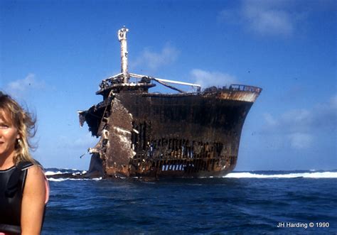 australia  modern shipwreck pictures