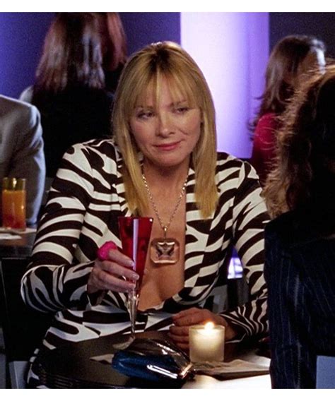 the best looks of samantha jones in sex and the city