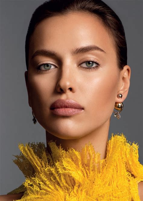 Irina Shayk Wears Fall S Best Makeup Looks For Glamour Russia