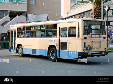 Autobús Típico Japonés Fotografía De Stock Alamy