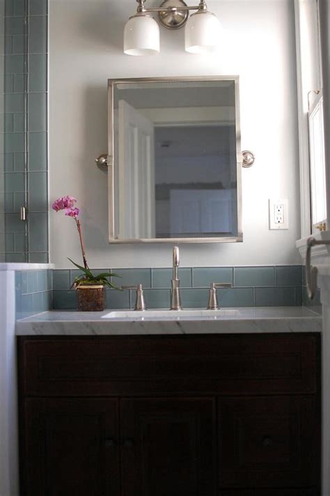 29 Pictures Of Bachsplash Bathroom Subway Tile 2021